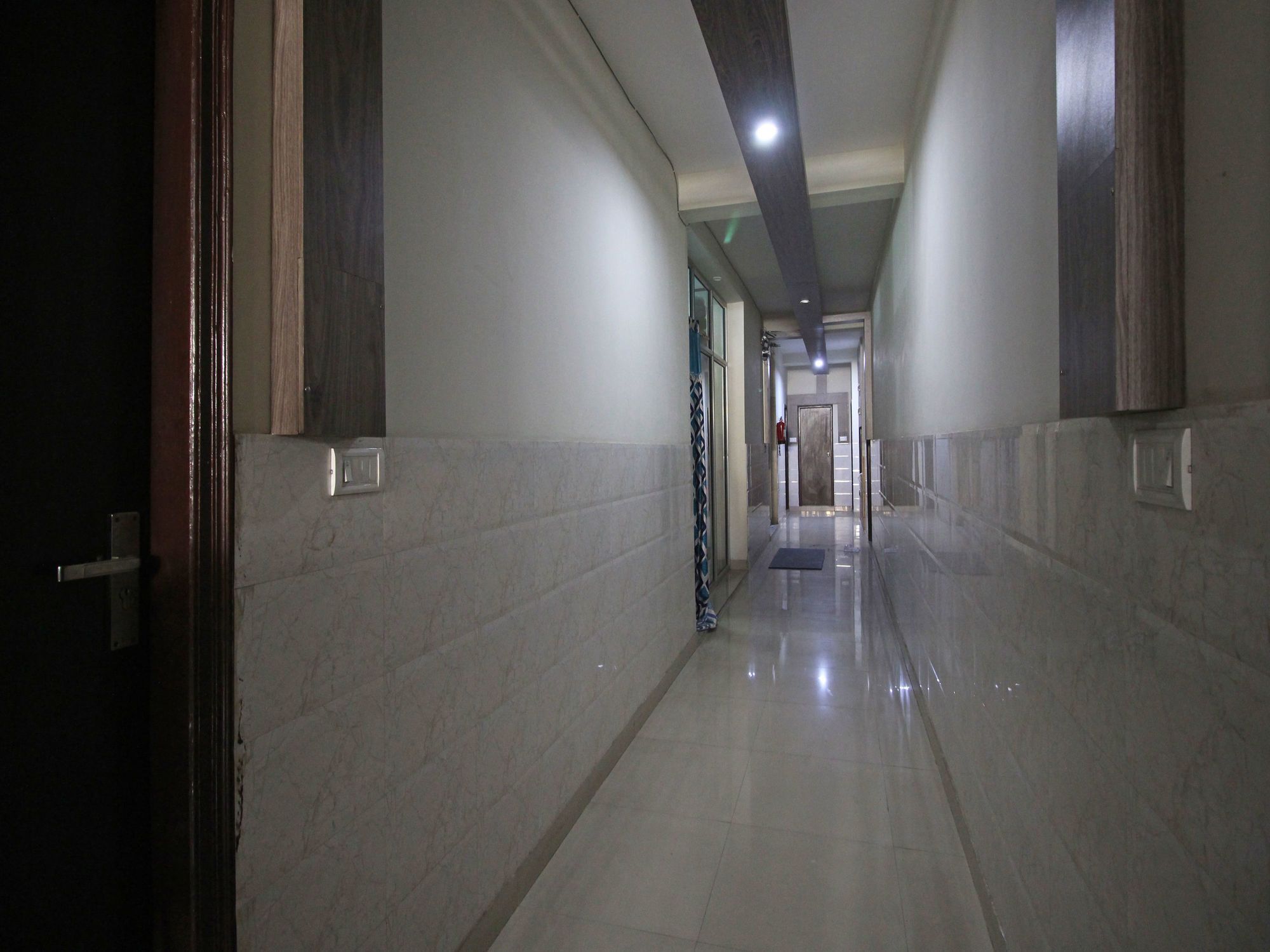 Oyo 576 Hotel Shree Kanta Residency Gurgaon Exterior foto